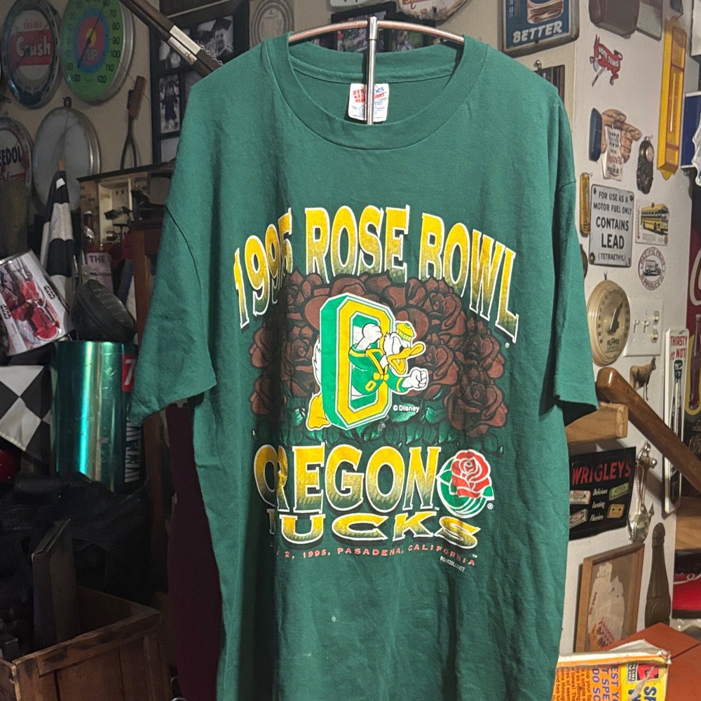 Vinegar 1995 rose bowl Oregon Ducks Green Graphic Tee